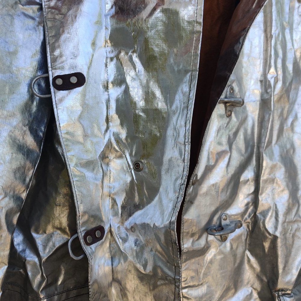 RARE 60s Vintage Silver Firefighter's Lined Parka | Size 42 | Made in USA - Picture 9 of 14